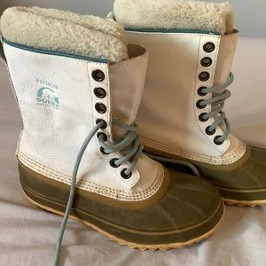 EUC Sorel winter boot